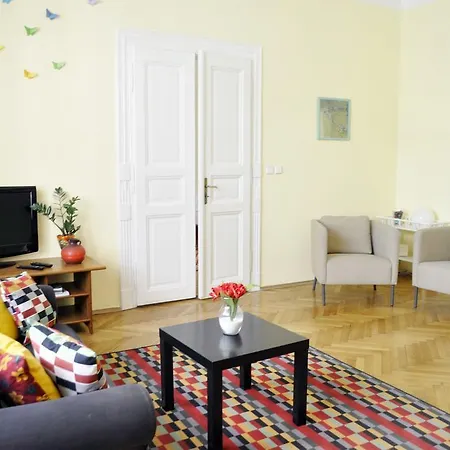 Nubis Praag
